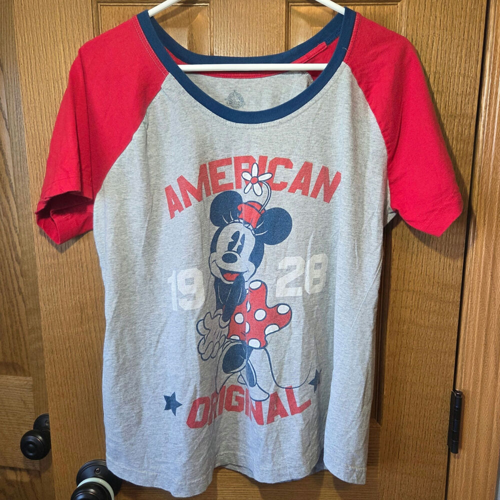 Disney Store Raglan Minnie Mouse American Original t-shirt size large